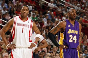 九游娱乐(jiuyou)官网-利兹联高效中场调度，白玫瑰军团志在前六，利兹联 白玫瑰