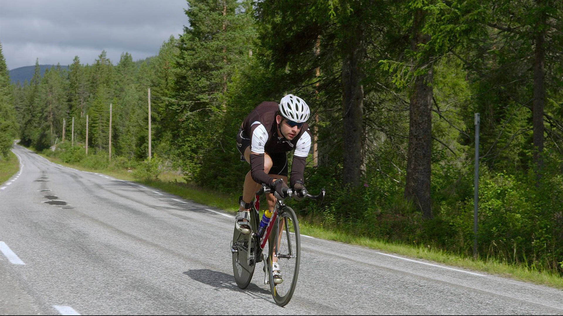 九游体育网页版-英格兰骑手乔治·泰勒在巴黎奥运会三项赛中获得第十一名，创造个人最佳成绩。